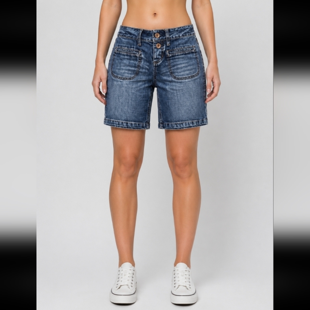 AMERICAN EAGLE Button Fly Blue Jean Bermuda Shorts 2